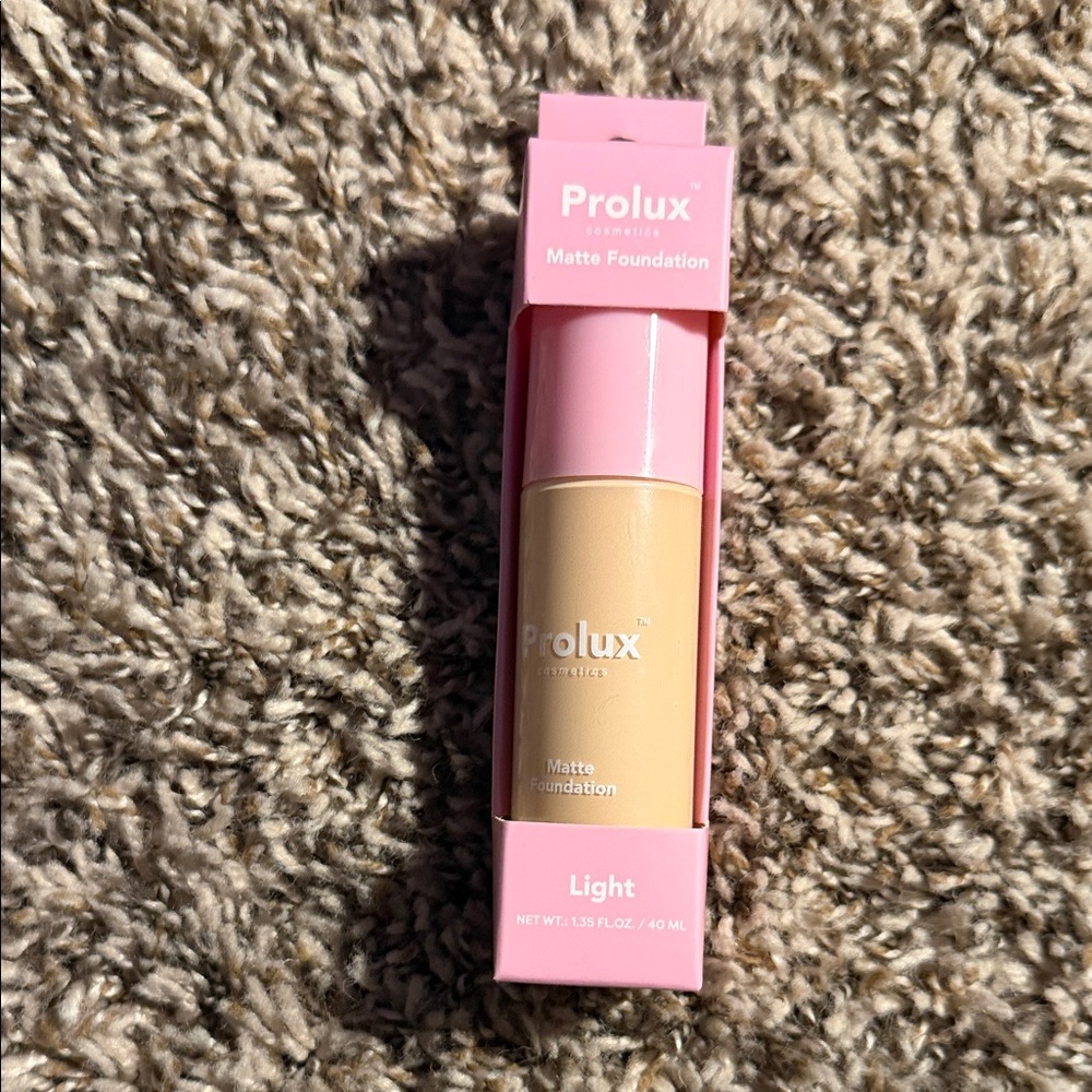 Matte Foundation - Light